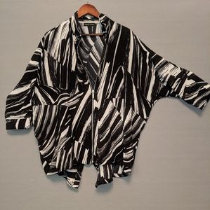 Black and white print zip up jacket with points